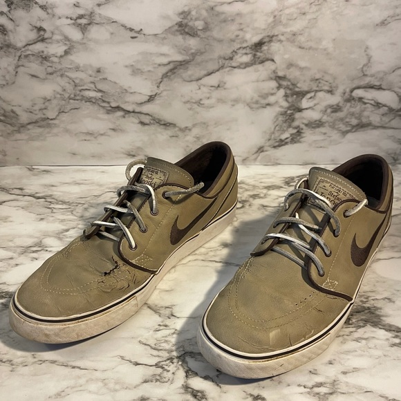Men’s Size 9.5 Nike Stefan Janoski Skate Shoes - Picture 4 of 8